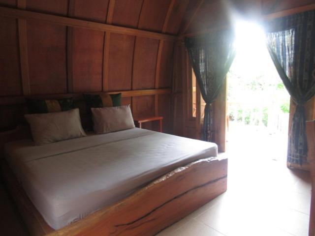 Bed and Breakfast Bale Jukung Танджунг Экстерьер фото